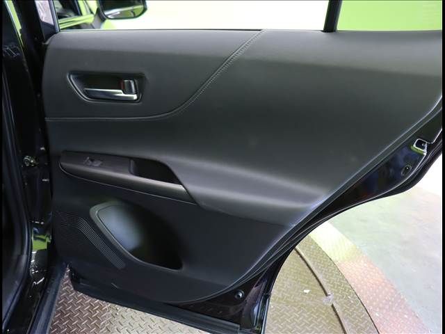 TOYOTA HARRIER 2WD 2024