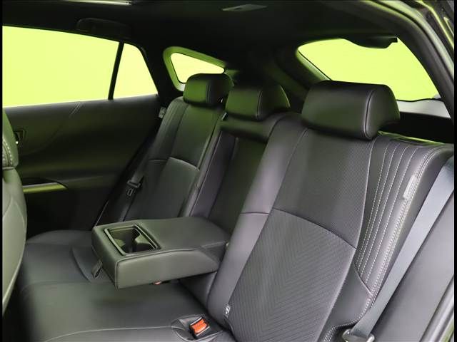 TOYOTA HARRIER 2WD 2024