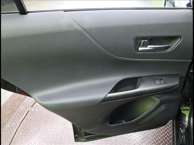 TOYOTA HARRIER 2WD 2024