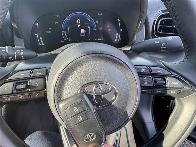 TOYOTA YARIS CROSS HYBRID 2025