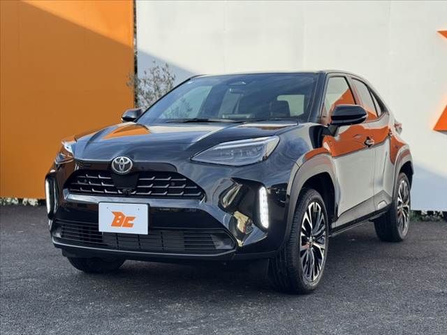TOYOTA YARIS CROSS HYBRID 2025