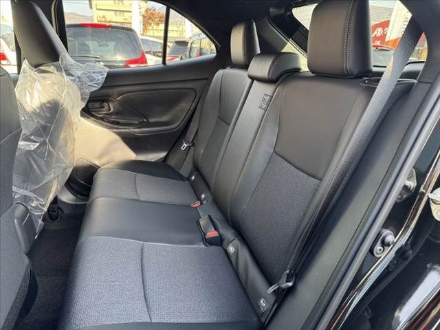 TOYOTA YARIS CROSS HYBRID 2025