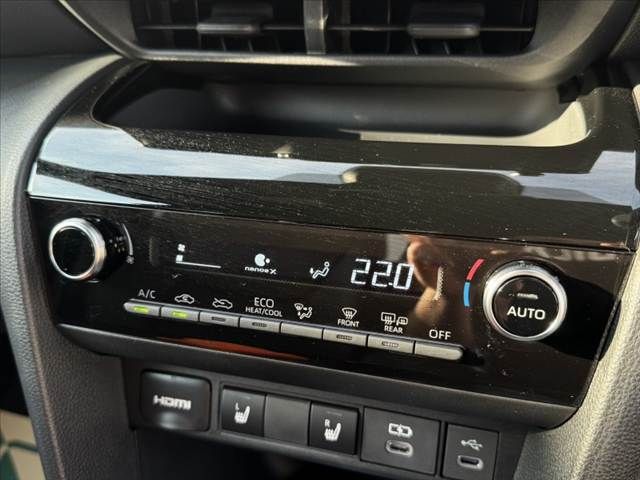 TOYOTA YARIS CROSS HYBRID 2025