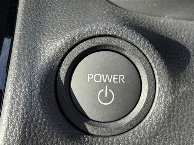 TOYOTA YARIS CROSS HYBRID 2025