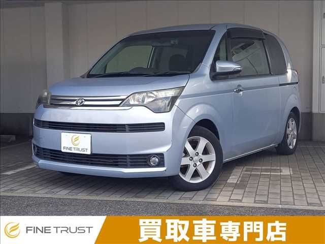 TOYOTA SPADE 2013