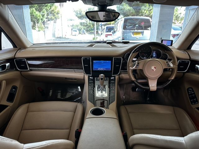 PORSCHE PORSCHE PANAMERA 2013