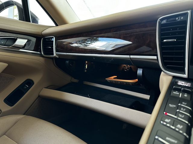 PORSCHE PORSCHE PANAMERA 2013