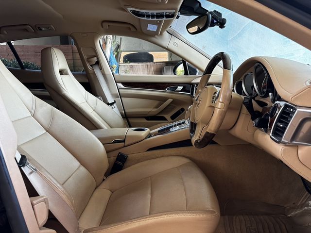 PORSCHE PORSCHE PANAMERA 2013