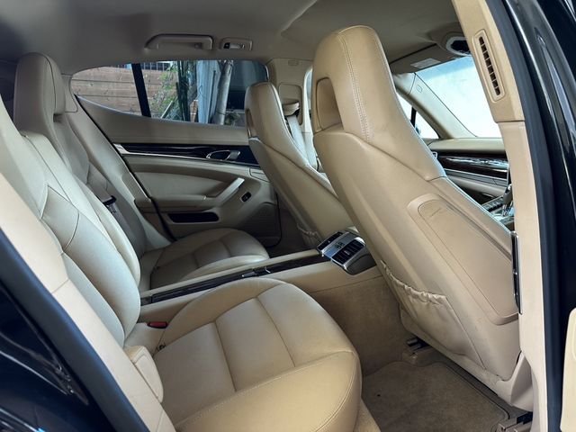 PORSCHE PORSCHE PANAMERA 2013