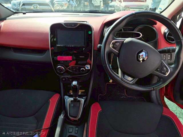 RENAULT RENAULT LUTECIA 2016