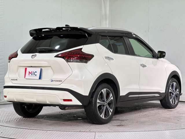 NISSAN KICKS 2020