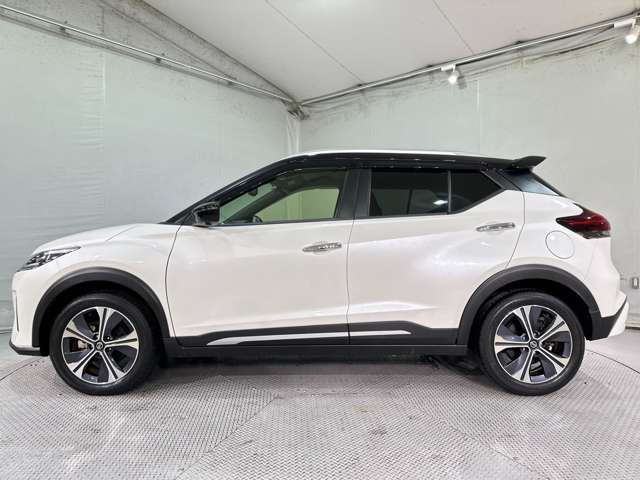 NISSAN KICKS 2020