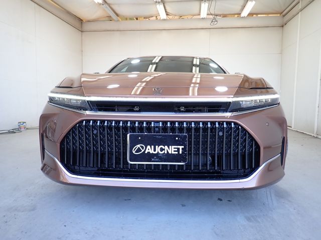 TOYOTA CROWN sedan hybrid 2025