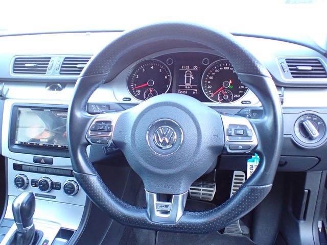 VOLKSWAGEN VOLKSWAGEN PASSAT VARIANT 2015