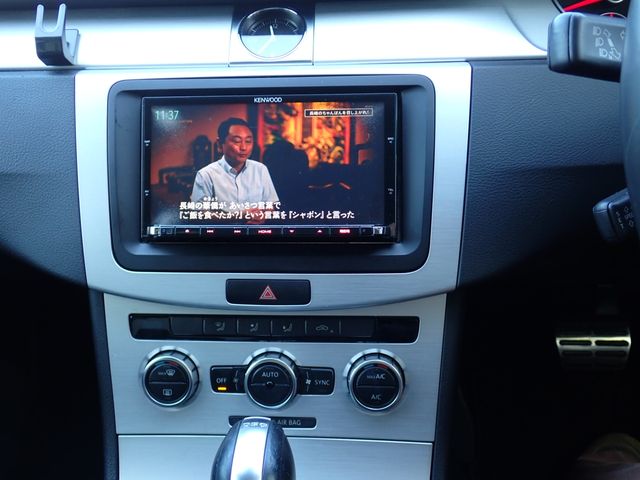 VOLKSWAGEN VOLKSWAGEN PASSAT VARIANT 2015