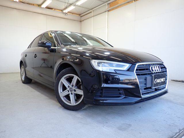 AUDI AUDI A3 Sedan 2017