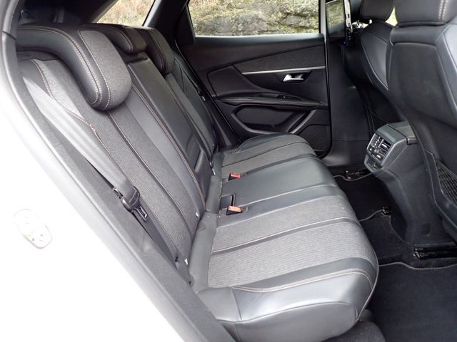 PEUGEOT PEUGEOT 3008 2018