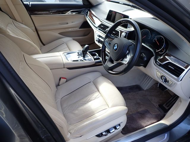 BMW BMW 7series 2015