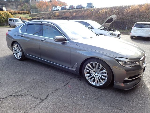 BMW BMW 7series 2015