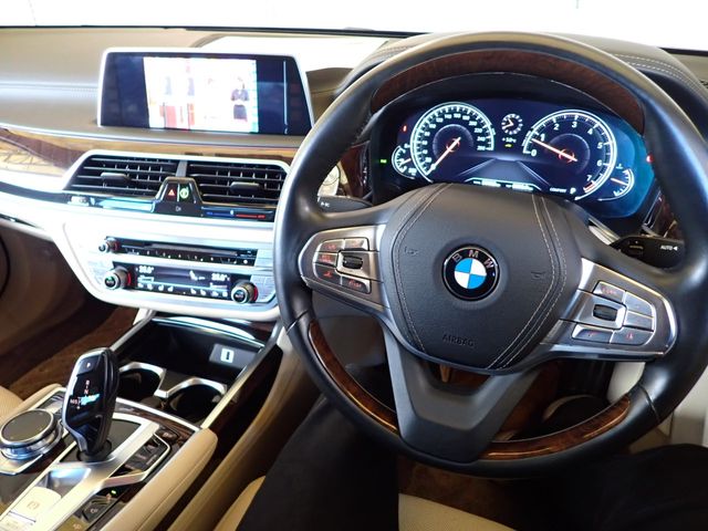 BMW BMW 7series 2015