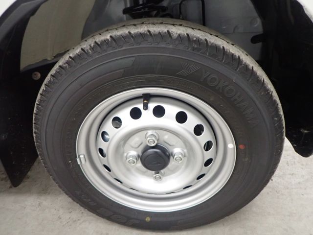 DAIHATSU HIJET CARGO 2025