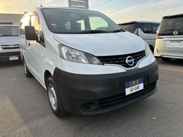 NISSAN NV200 VANETTE van 2018