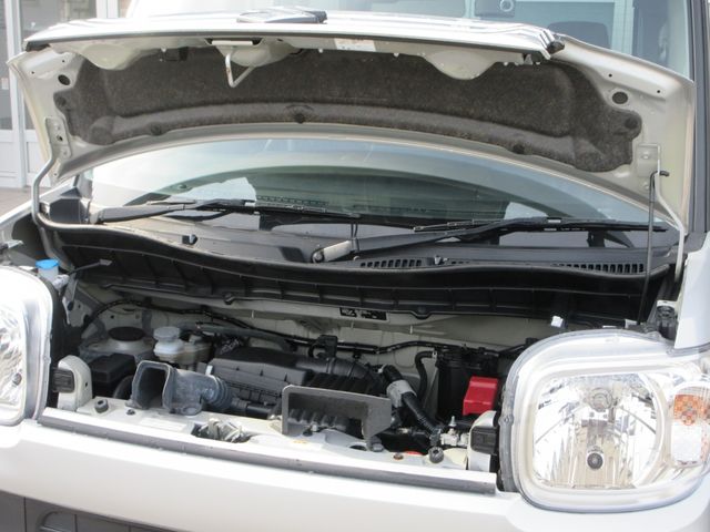 SUZUKI Spacia 4WD 2023