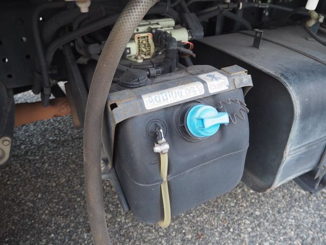 MITSUBISHI CANTER 2012