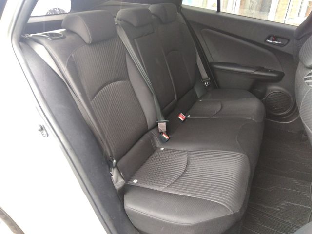 TOYOTA PRIUS 4WD 2016