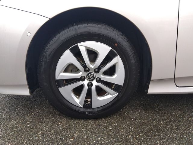 TOYOTA PRIUS 4WD 2016