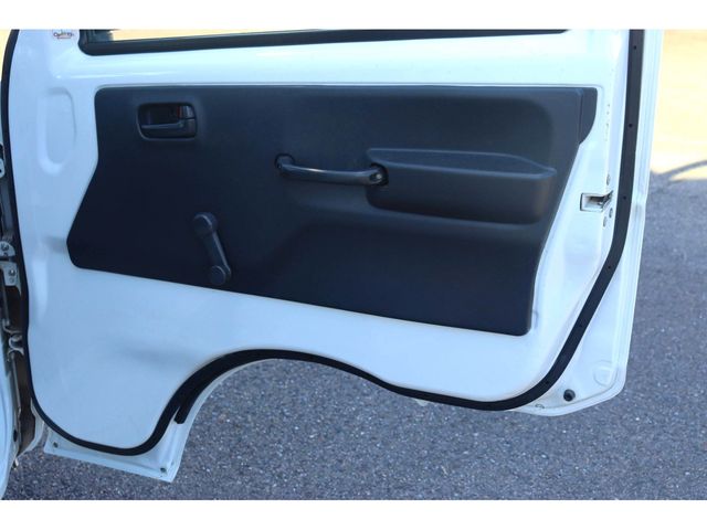 NISSAN NT100 CLIPPER 2019