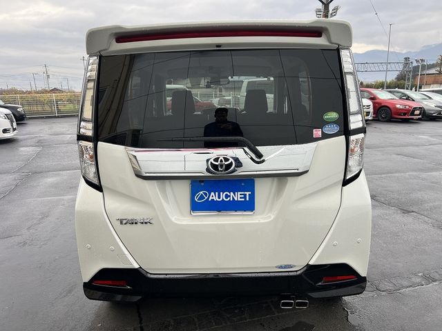 TOYOTA TANK 4WD 2020