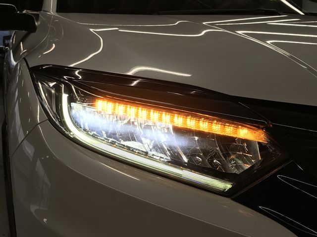 HONDA VEZEL HYBRID 2019