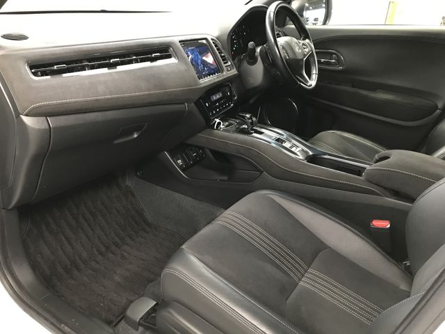 HONDA VEZEL HYBRID 2019