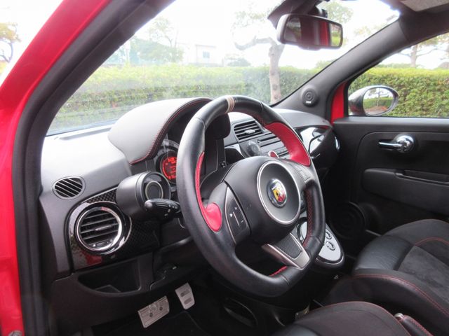 FIAT ABARTH 695 2012