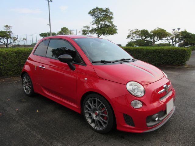 FIAT ABARTH 695 2012