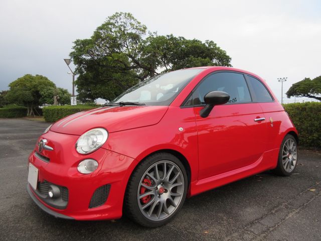 FIAT ABARTH 695 2012