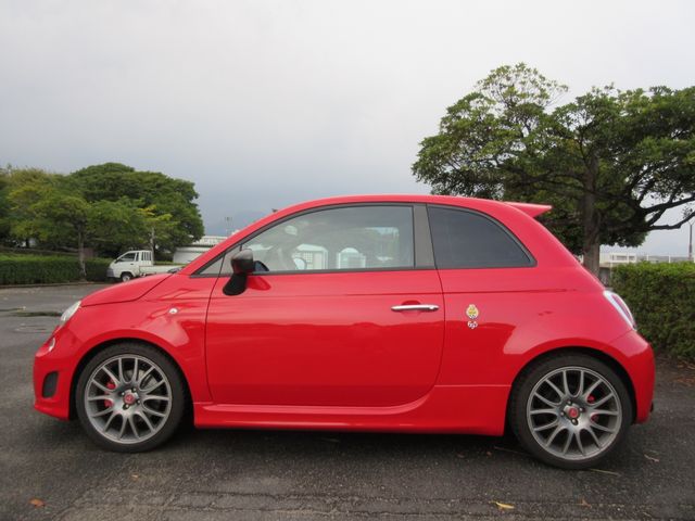 FIAT ABARTH 695 2012