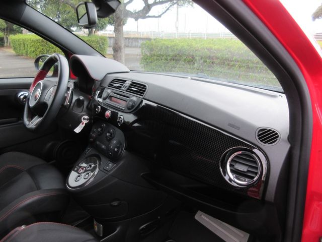 FIAT ABARTH 695 2012