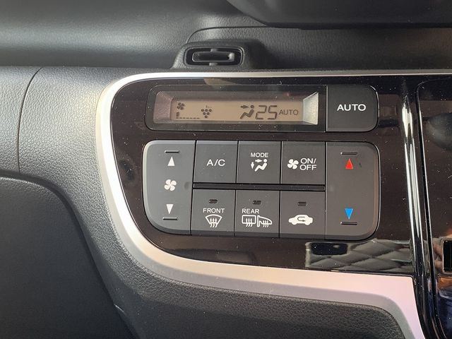 HONDA N BOX CUSTOM 2017