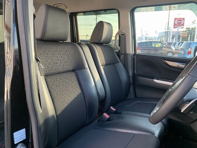 HONDA N BOX CUSTOM 2017