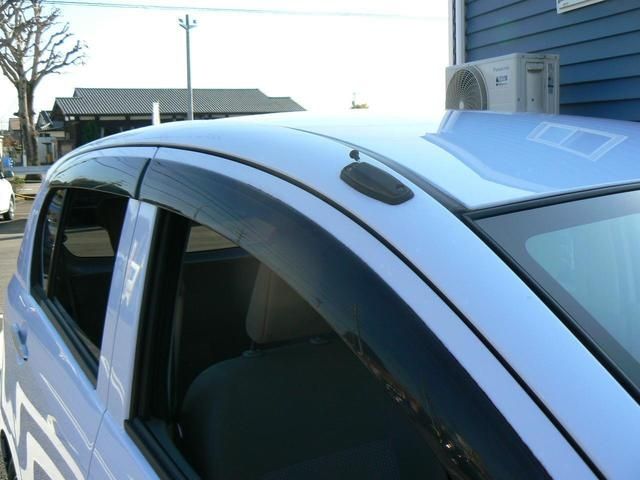 DAIHATSU MIRA e:S 2012