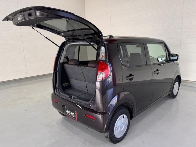 SUZUKI MR WAGON 2011