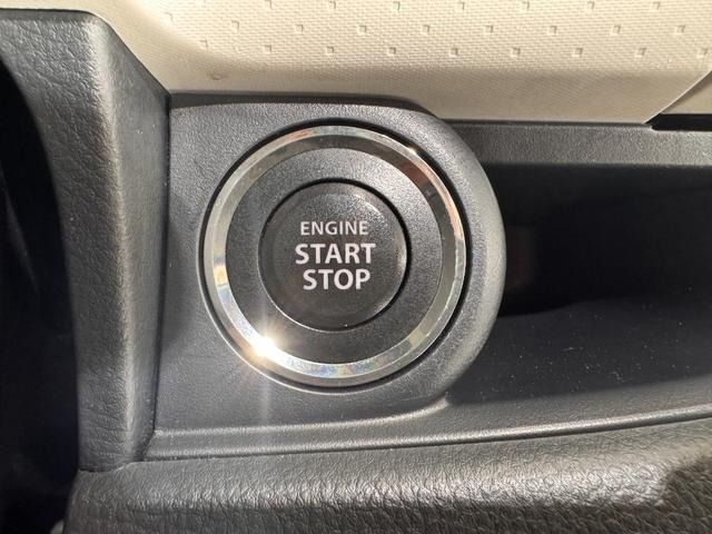 SUZUKI MR WAGON 2011