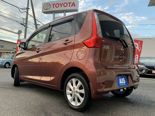 MITSUBISHI eK WAGON 2015