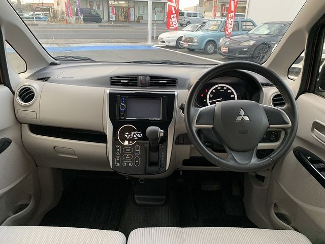 MITSUBISHI eK WAGON 2015