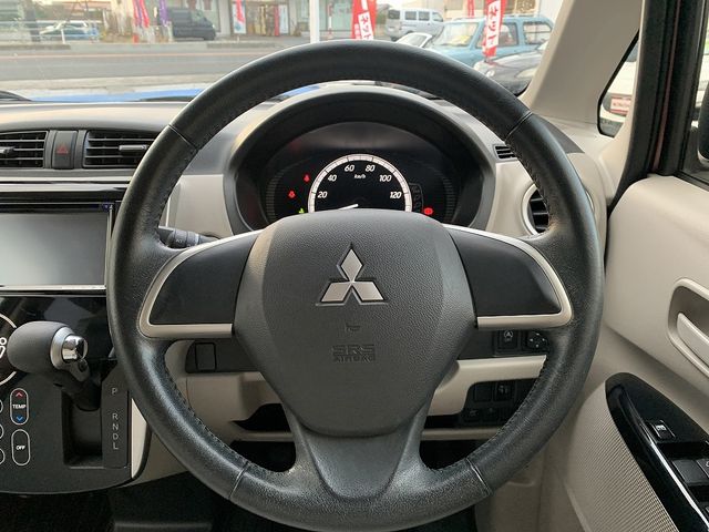 MITSUBISHI eK WAGON 2015