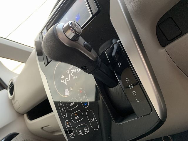 MITSUBISHI eK WAGON 2015