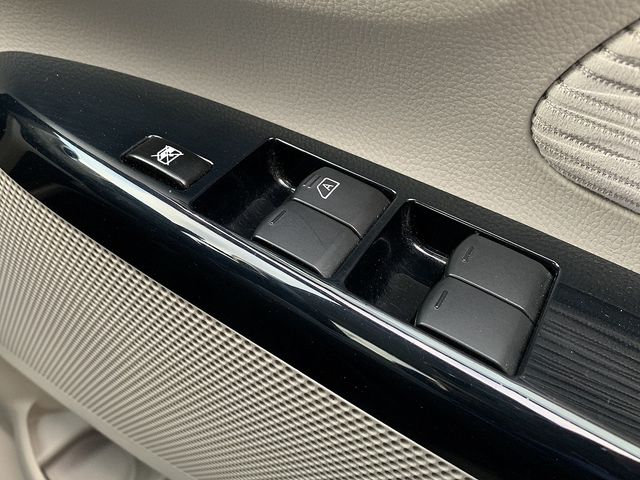 MITSUBISHI eK WAGON 2015