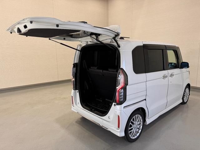 HONDA N BOX CUSTOM 2023